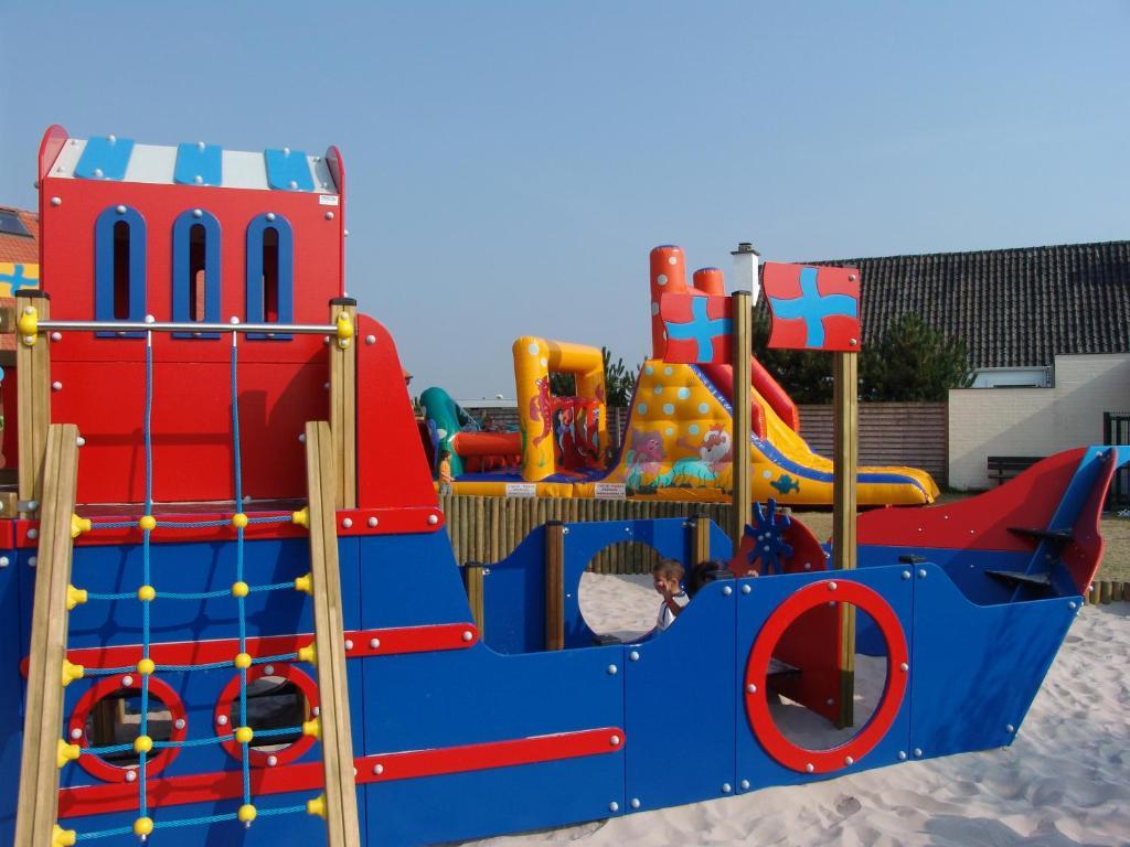 Park Kerlinga Hotell Bredene Exteriör bild